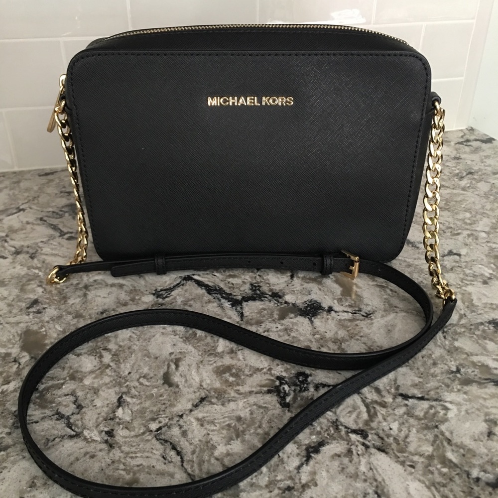 Michael Kors Jet Set Chain Strap Crossbody bag